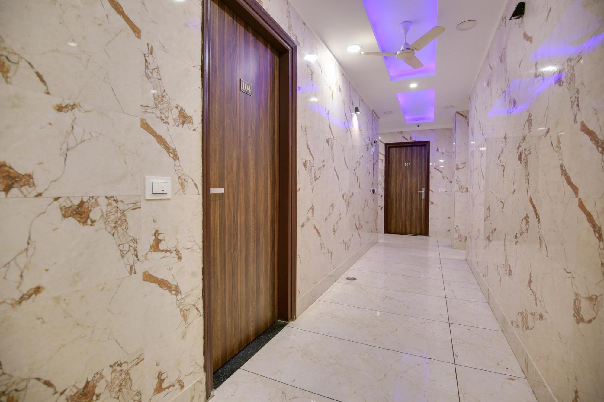 Hotel O Royal Mohali Eksteriør billede
